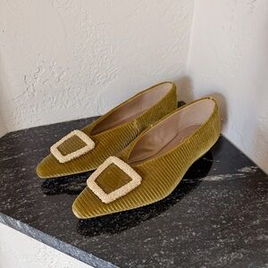 Sam Edelman Janina green velvet flats with gold buckle